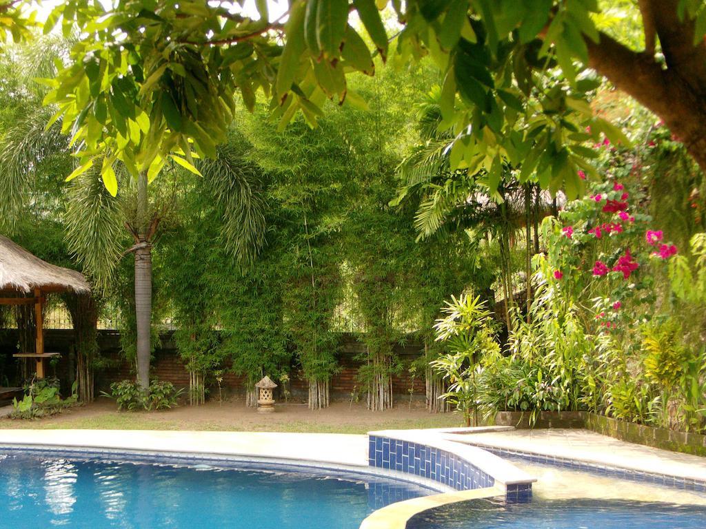 Sunset Villa Сенгиги Стая снимка
